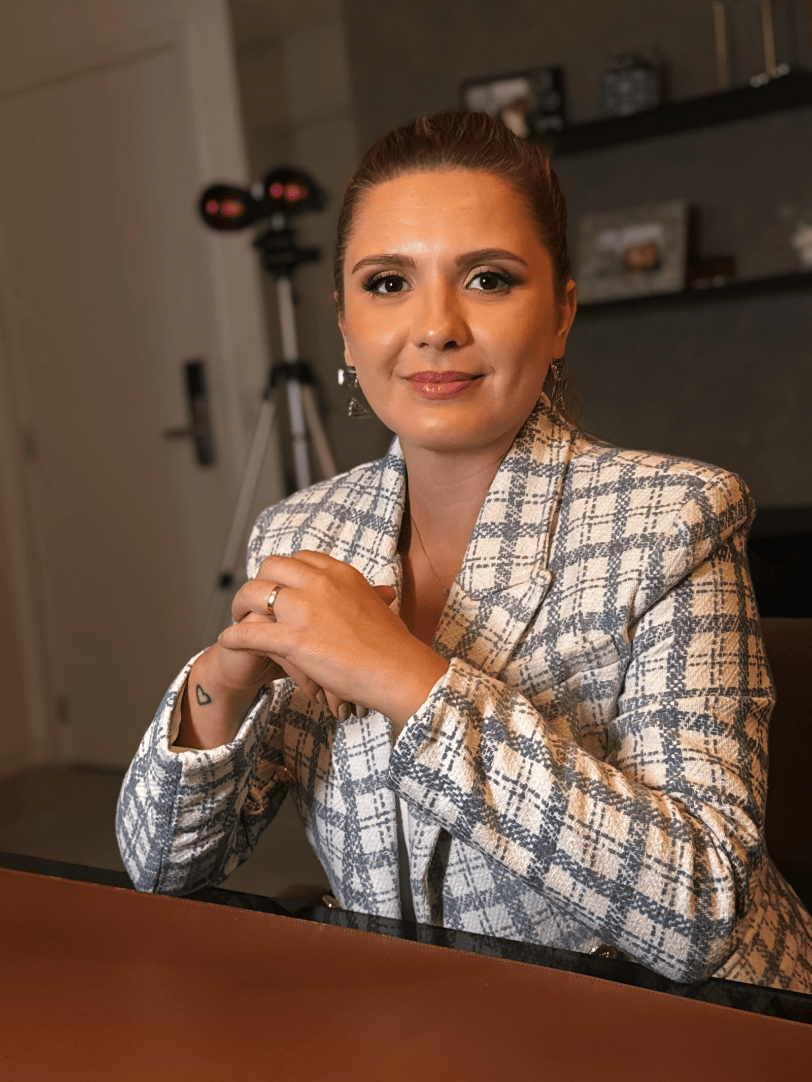 Camila Del Valle no consultório